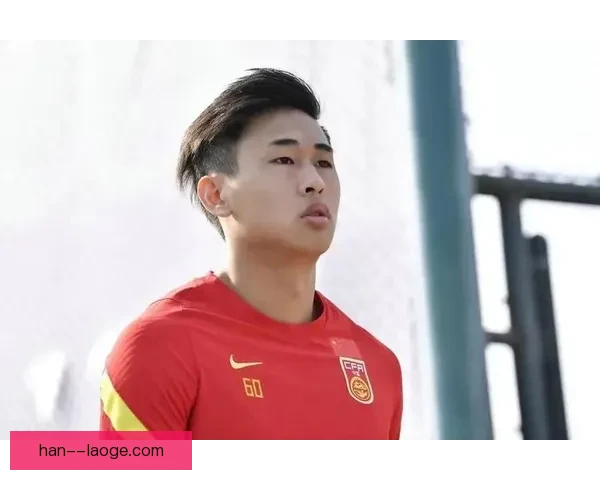 戴伟浚在上海申花难以获得稳定出场时间引发外界热议和关注 戴伟浚在上海申花难以获得稳定出场时间引发外界热议和关注